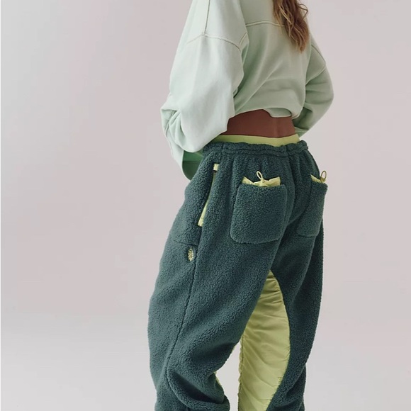 Sundown Fleece Pants Midnight Jade - Picture 2 of 9